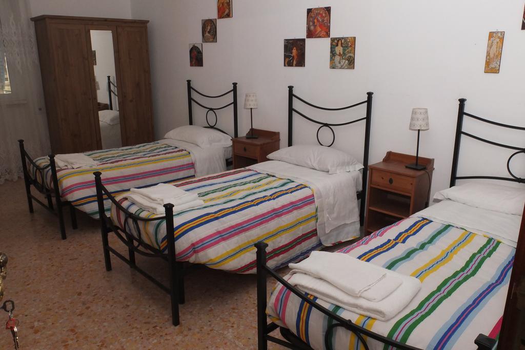 B&B A Room For Holiday Rom Exteriör bild