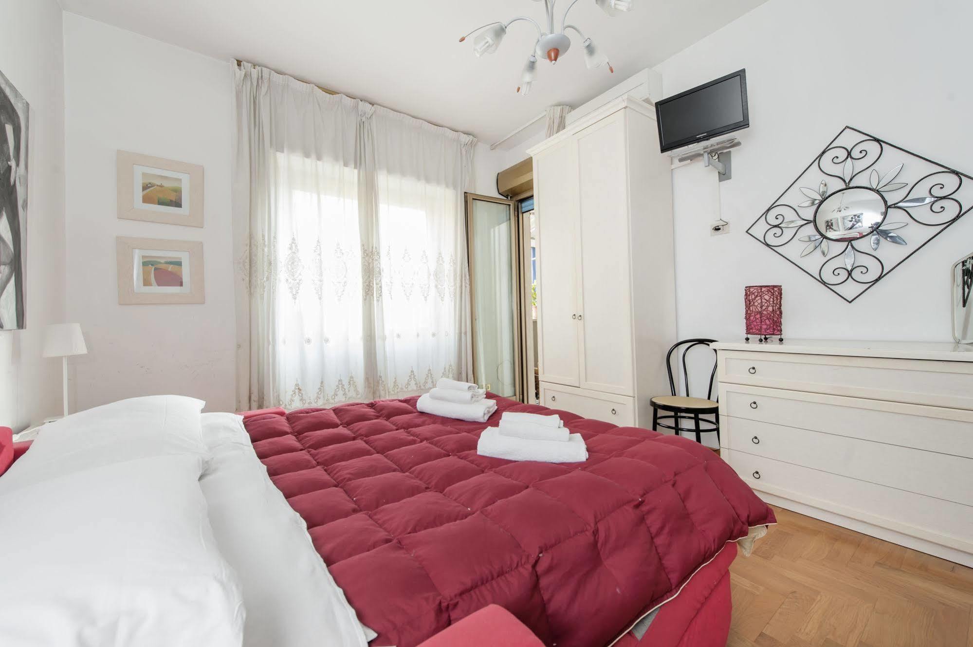 B&B A Room For Holiday Rom Exteriör bild
