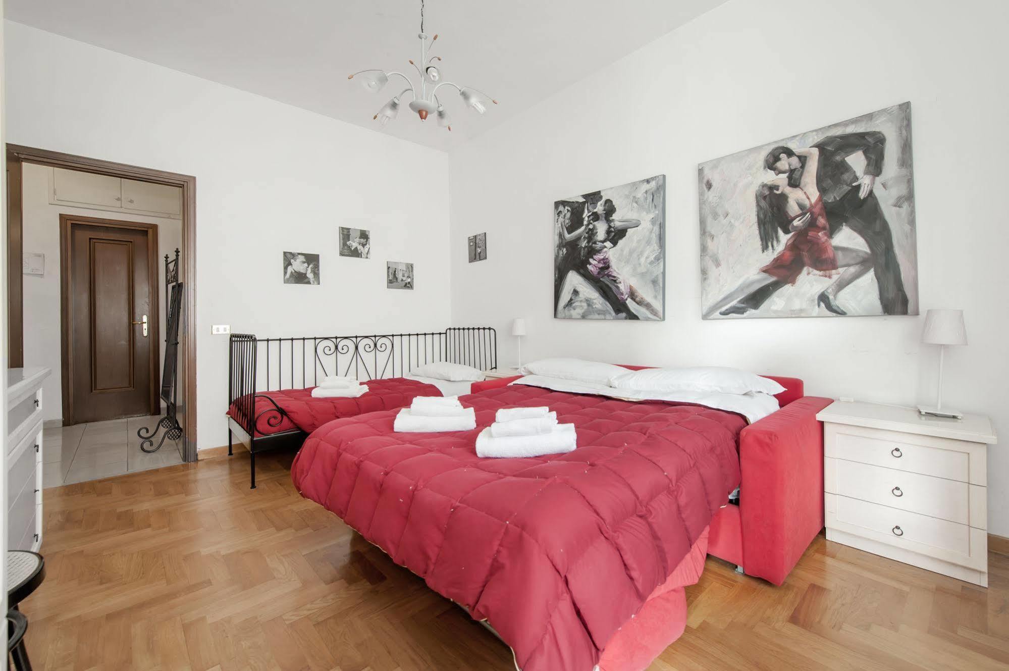 B&B A Room For Holiday Rom Exteriör bild